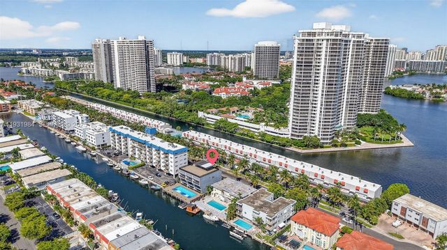 3830 NE 171st St, North Miami Beach, FL 33160