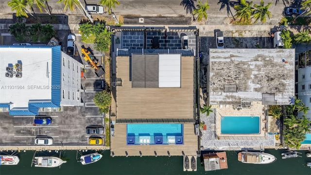 3830 NE 171st St, North Miami Beach, FL 33160