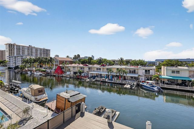 3830 NE 171st St, North Miami Beach, FL 33160