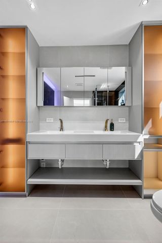 3830 NE 171st St, North Miami Beach, FL 33160