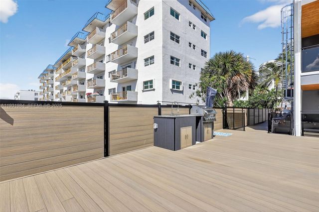 3830 NE 171st St, North Miami Beach, FL 33160