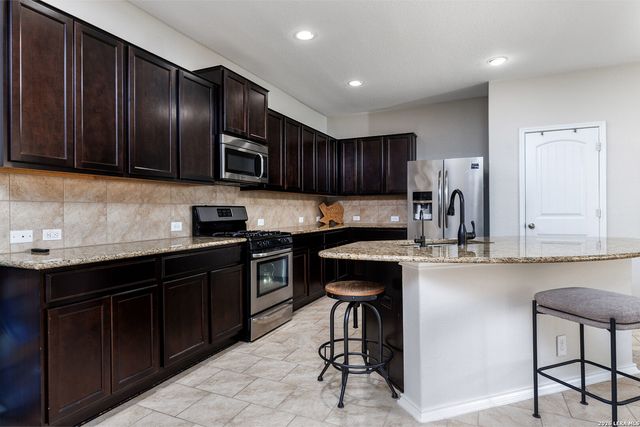 15102 Field Sparrow, San Antonio, TX 78253