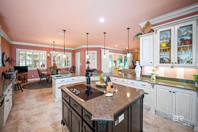 404 Peninsula Boulevard, Gulf Shores, AL 36542