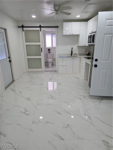 28297 Seal CT, Punta Gorda, FL 33955