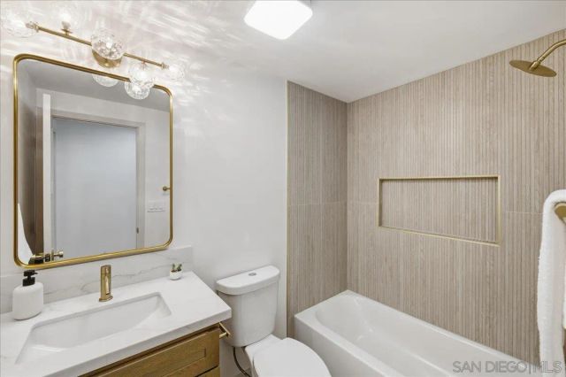 2306 Bryant, Carlsbad, CA 92008