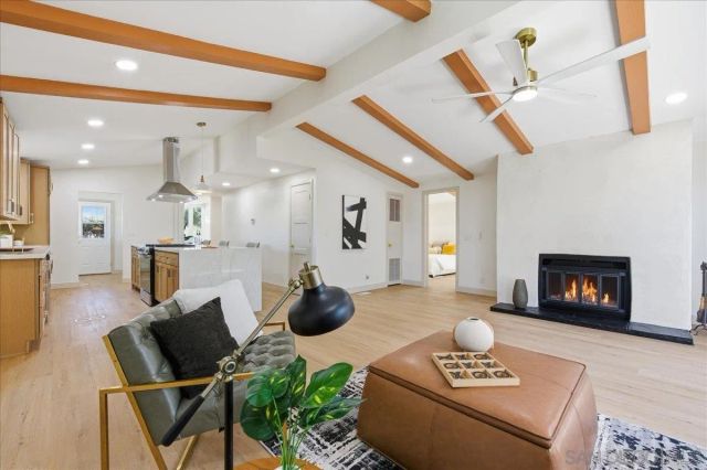 2306 Bryant, Carlsbad, CA 92008