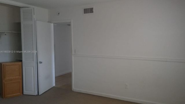 11855 NE 19th Dr 1, North Miami, FL 33181