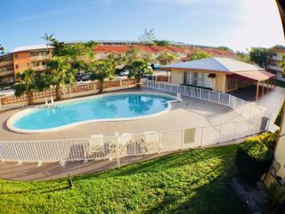 11855 NE 19th Dr 1, North Miami, FL 33181