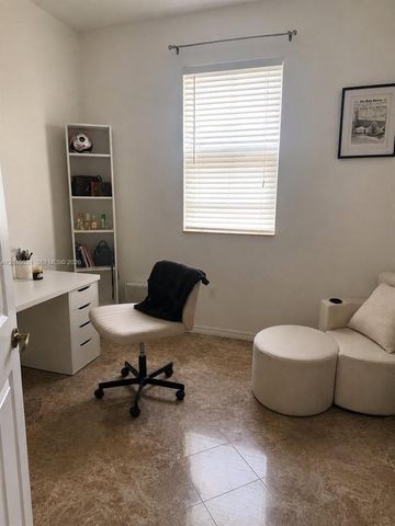 10885 NW 89th Terrace 203, Doral, FL 33178