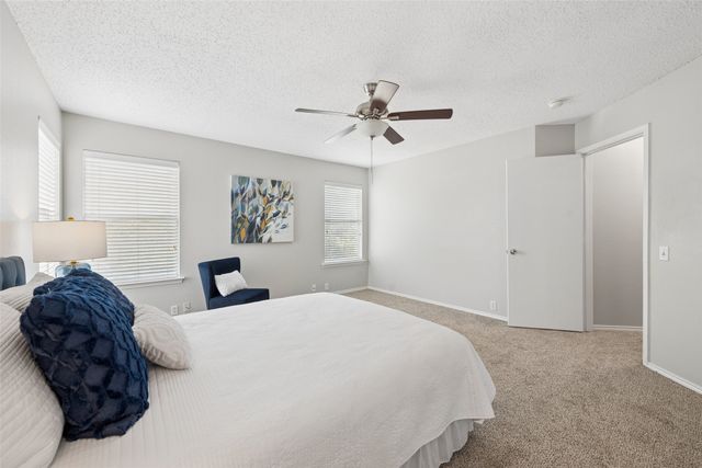 7020 Glenshire Drive, Arlington, TX 76002