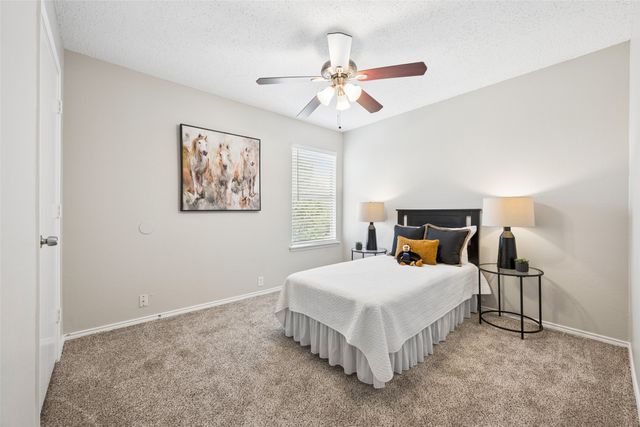 7020 Glenshire Drive, Arlington, TX 76002