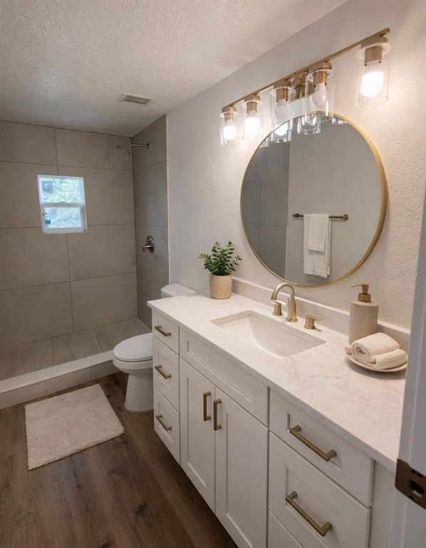 Image 8 of property listing at 838 BETHUNE AVENUE, Winter Garden, FL 34787