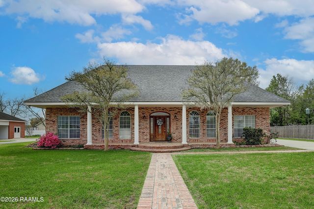 2018 La Belle Villa Road, New Iberia, LA 70563