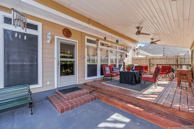 1611 Springhouse, San Antonio, TX 78251