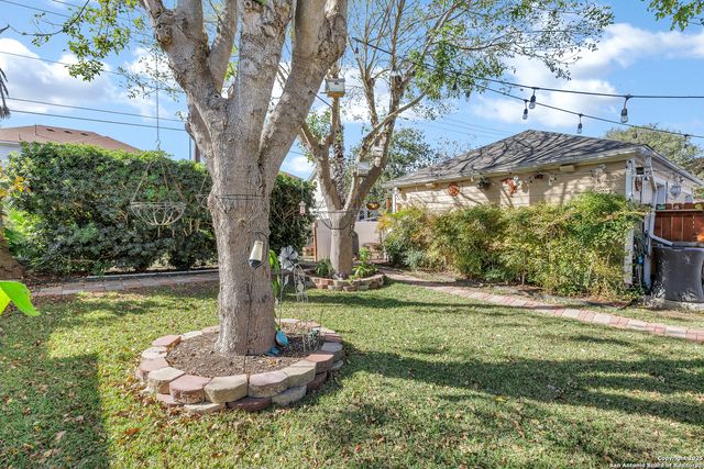 1611 Springhouse, San Antonio, TX 78251