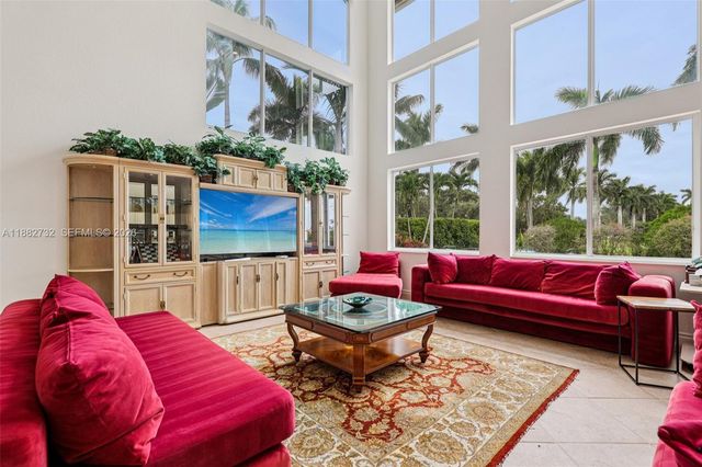 11759 Paradise Cove Lane, Wellington, FL 33449