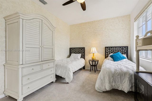 11759 Paradise Cove Lane, Wellington, FL 33449