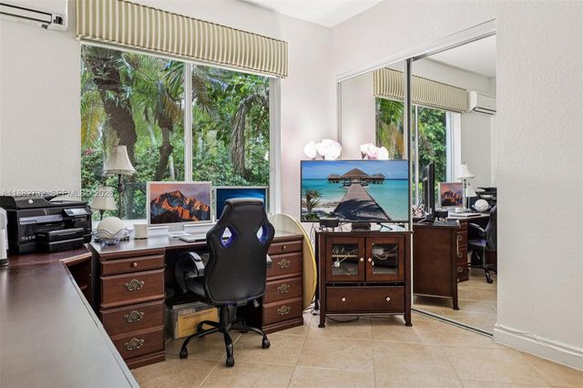 11759 Paradise Cove Lane, Wellington, FL 33449