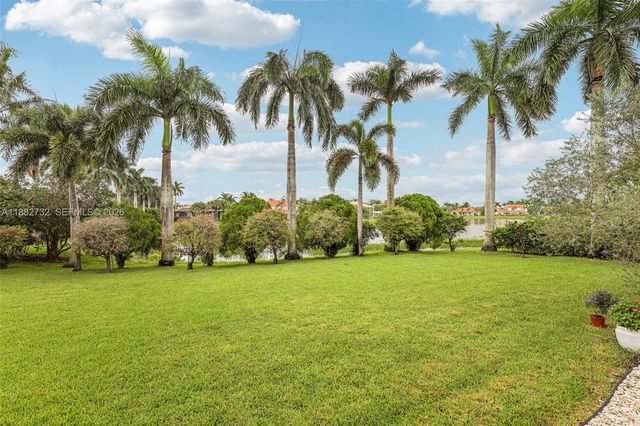 11759 Paradise Cove Lane, Wellington, FL 33449