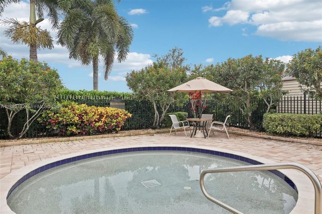 11759 Paradise Cove Lane, Wellington, FL 33449