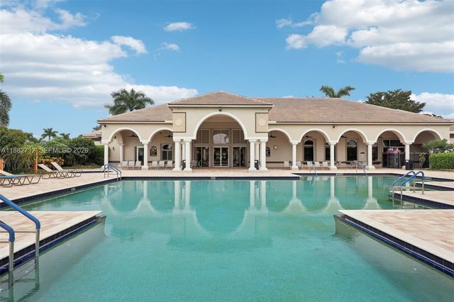 11759 Paradise Cove Lane, Wellington, FL 33449