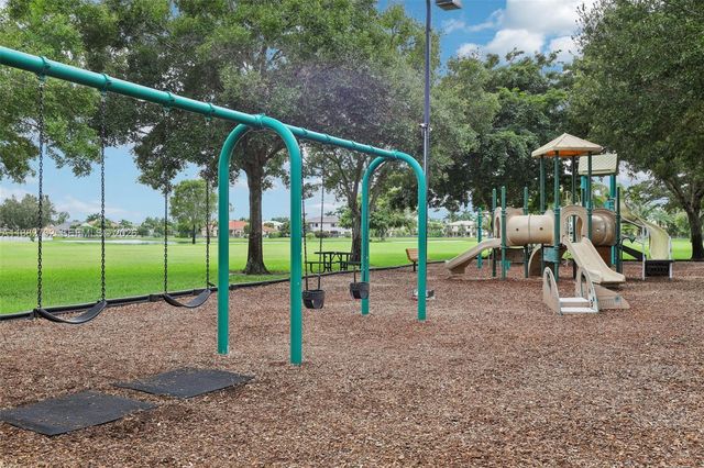 11759 Paradise Cove Lane, Wellington, FL 33449