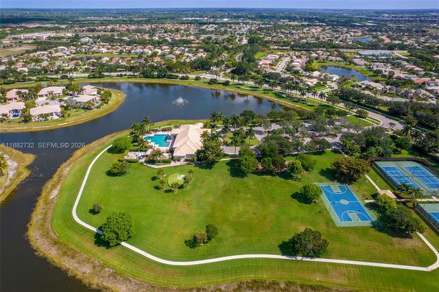 11759 Paradise Cove Lane, Wellington, FL 33449