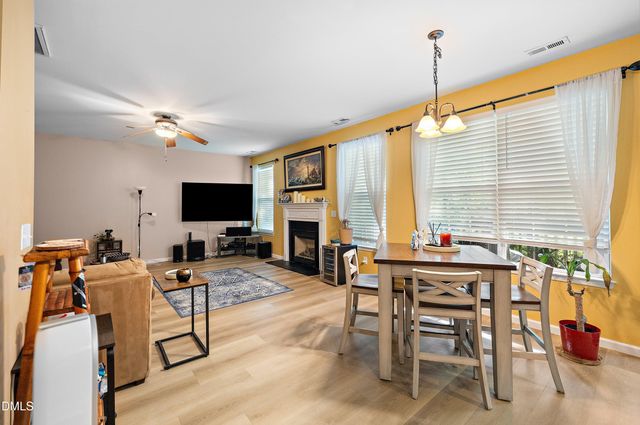 454 Stobhill Lane, Holly Springs, NC 27540