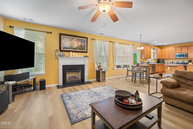 454 Stobhill Lane, Holly Springs, NC 27540