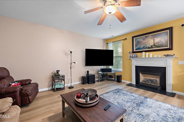 454 Stobhill Lane, Holly Springs, NC 27540