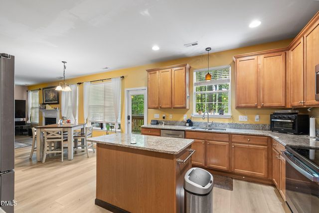 454 Stobhill Lane, Holly Springs, NC 27540