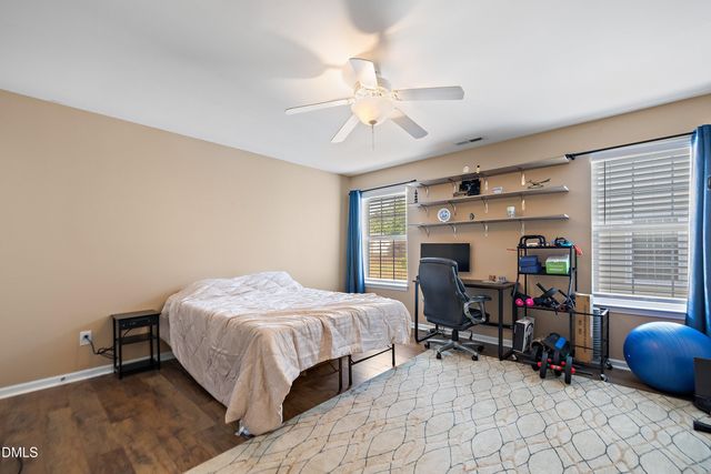 454 Stobhill Lane, Holly Springs, NC 27540