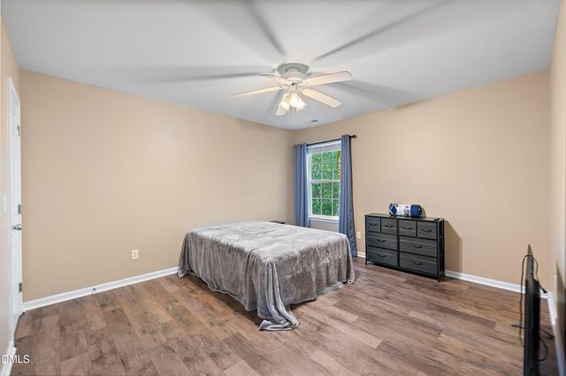 454 Stobhill Lane, Holly Springs, NC 27540