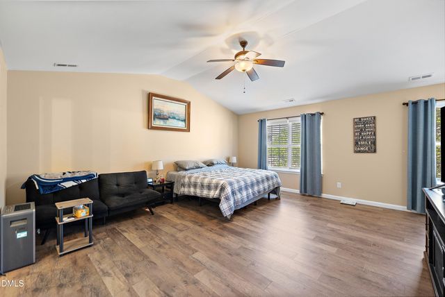 454 Stobhill Lane, Holly Springs, NC 27540