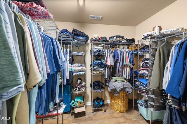 454 Stobhill Lane, Holly Springs, NC 27540