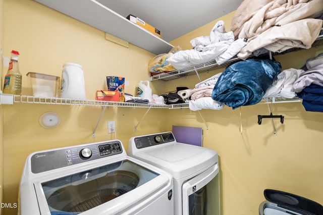 454 Stobhill Lane, Holly Springs, NC 27540