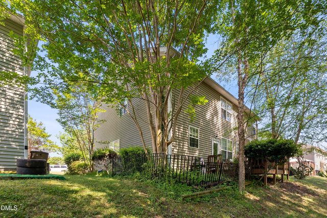 454 Stobhill Lane, Holly Springs, NC 27540