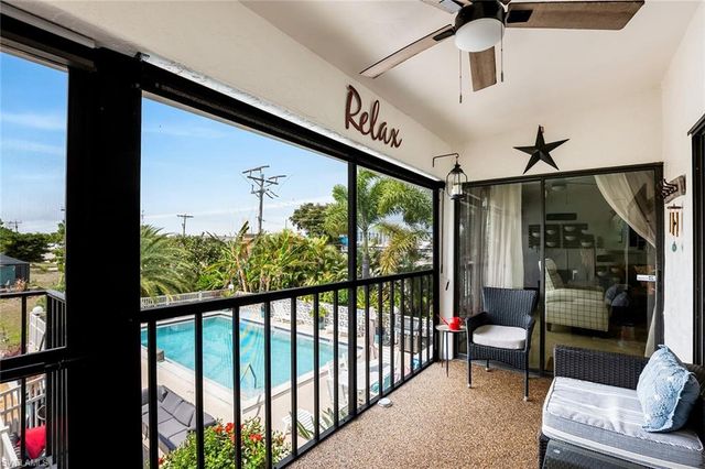 4904 Vincennes ST 207, Cape Coral, FL 33904