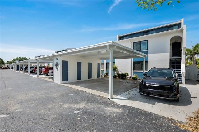 4904 Vincennes ST 207, Cape Coral, FL 33904