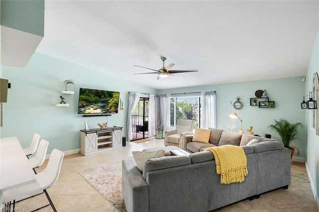 4904 Vincennes ST 207, Cape Coral, FL 33904