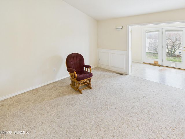 407 concord St, Zillah, WA 98953