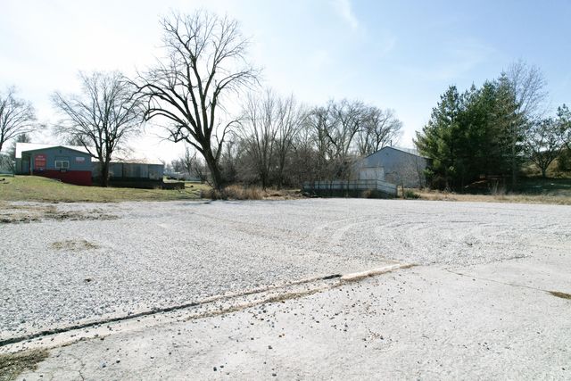 212 E East Street, Stockton, MO 65785