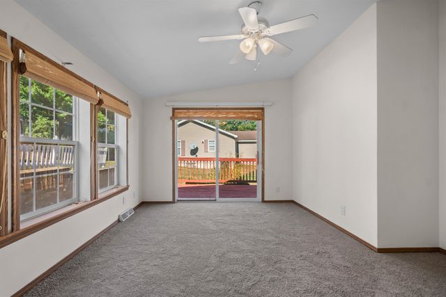 17 Heritage Way, Manchester, NH 03104