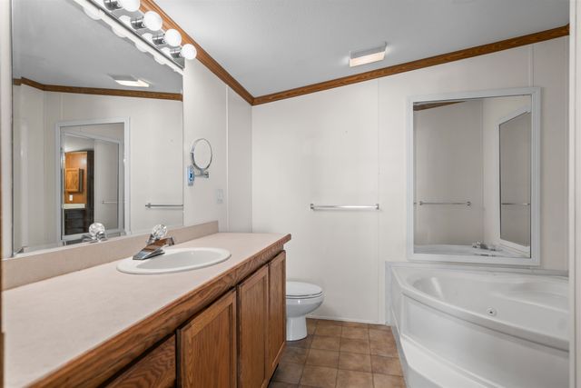 17 Heritage Way, Manchester, NH 03104