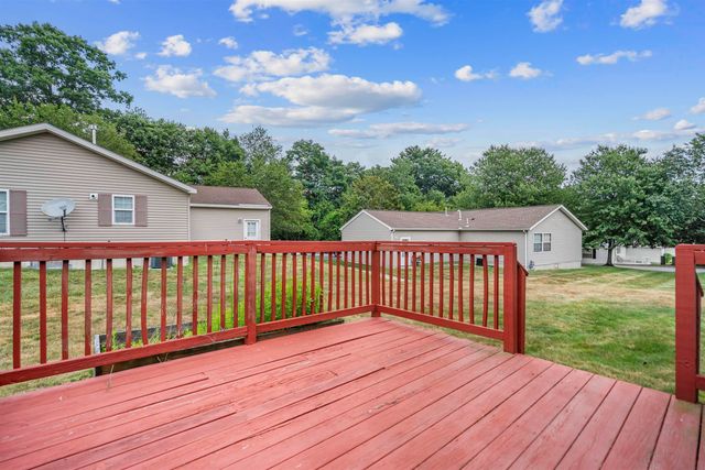 17 Heritage Way, Manchester, NH 03104
