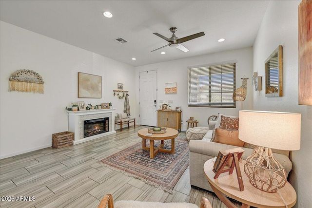 12348 W ORANGEWOOD Avenue, Glendale, AZ 85307