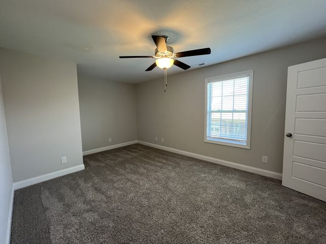 557 Dexter Dr, Clarksville, TN 37043