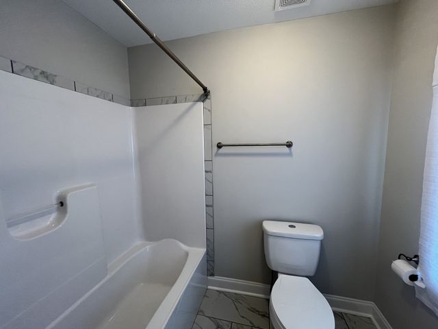 557 Dexter Dr, Clarksville, TN 37043