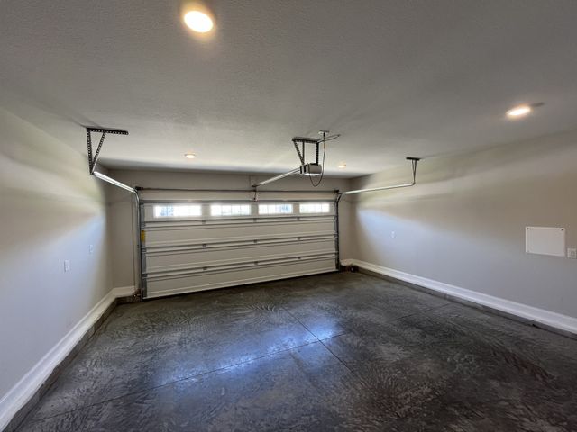 557 Dexter Dr, Clarksville, TN 37043