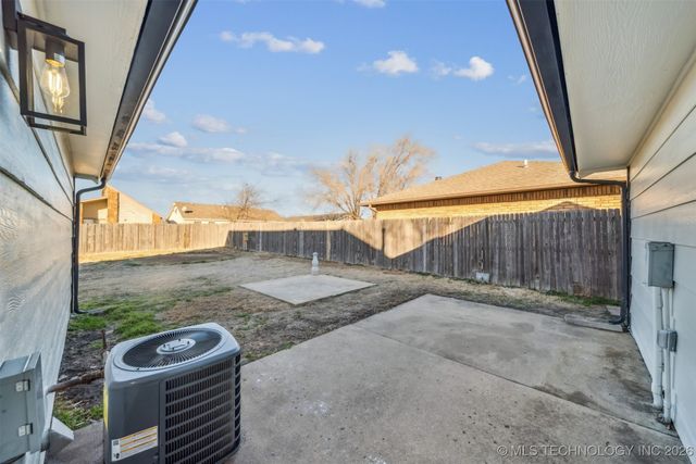 10020 N 44th East Avenue, Sperry, OK 74073